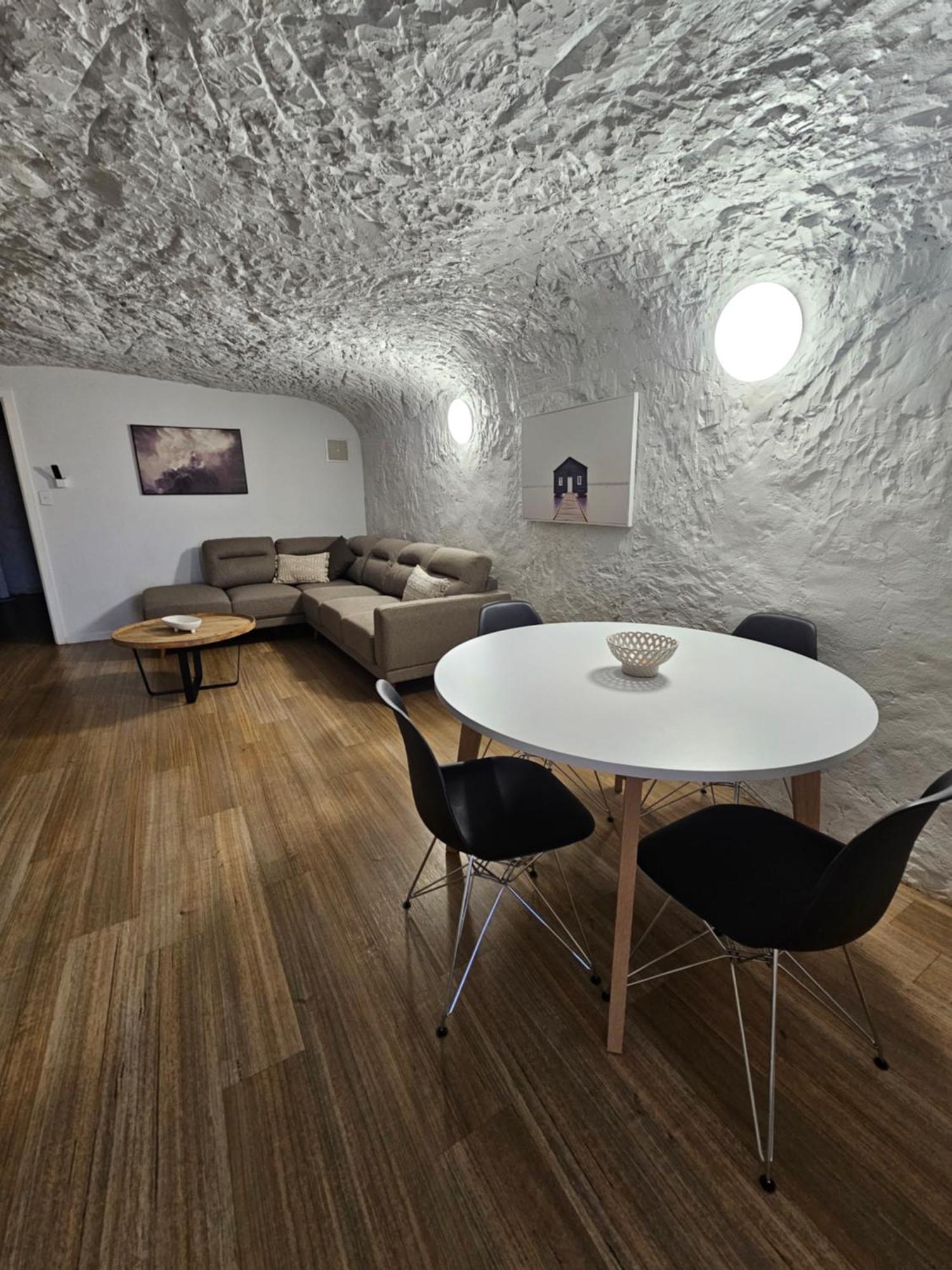 Holly Place Coober Pedy Luaran gambar